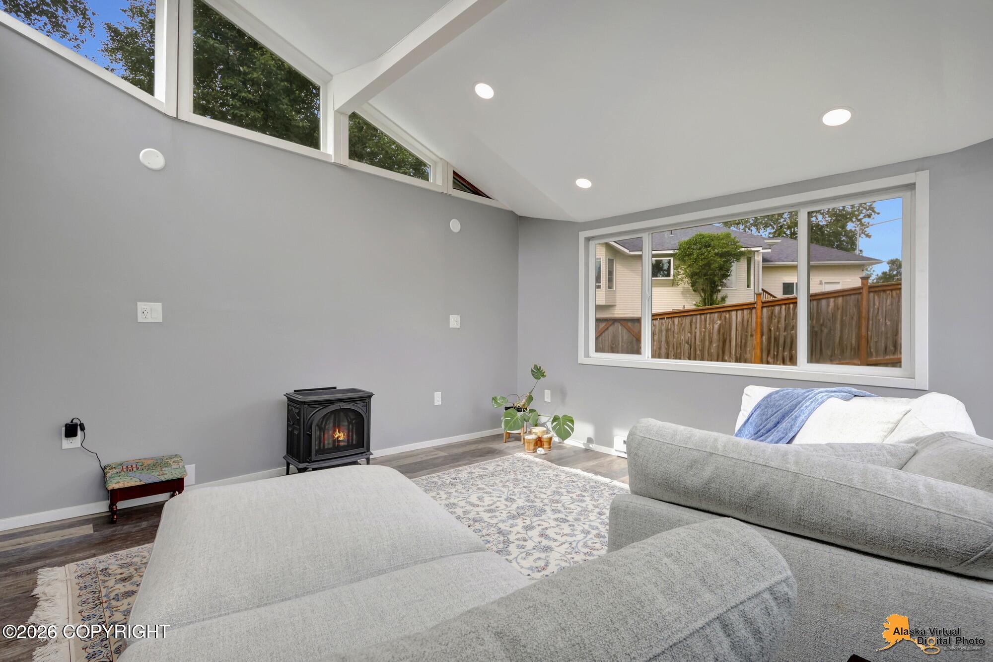 2608 Strawberry Road Property Photo 44
