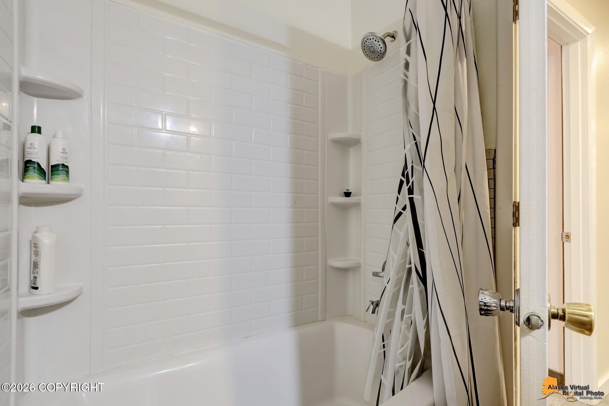 2608 Strawberry Road Property Photo 62