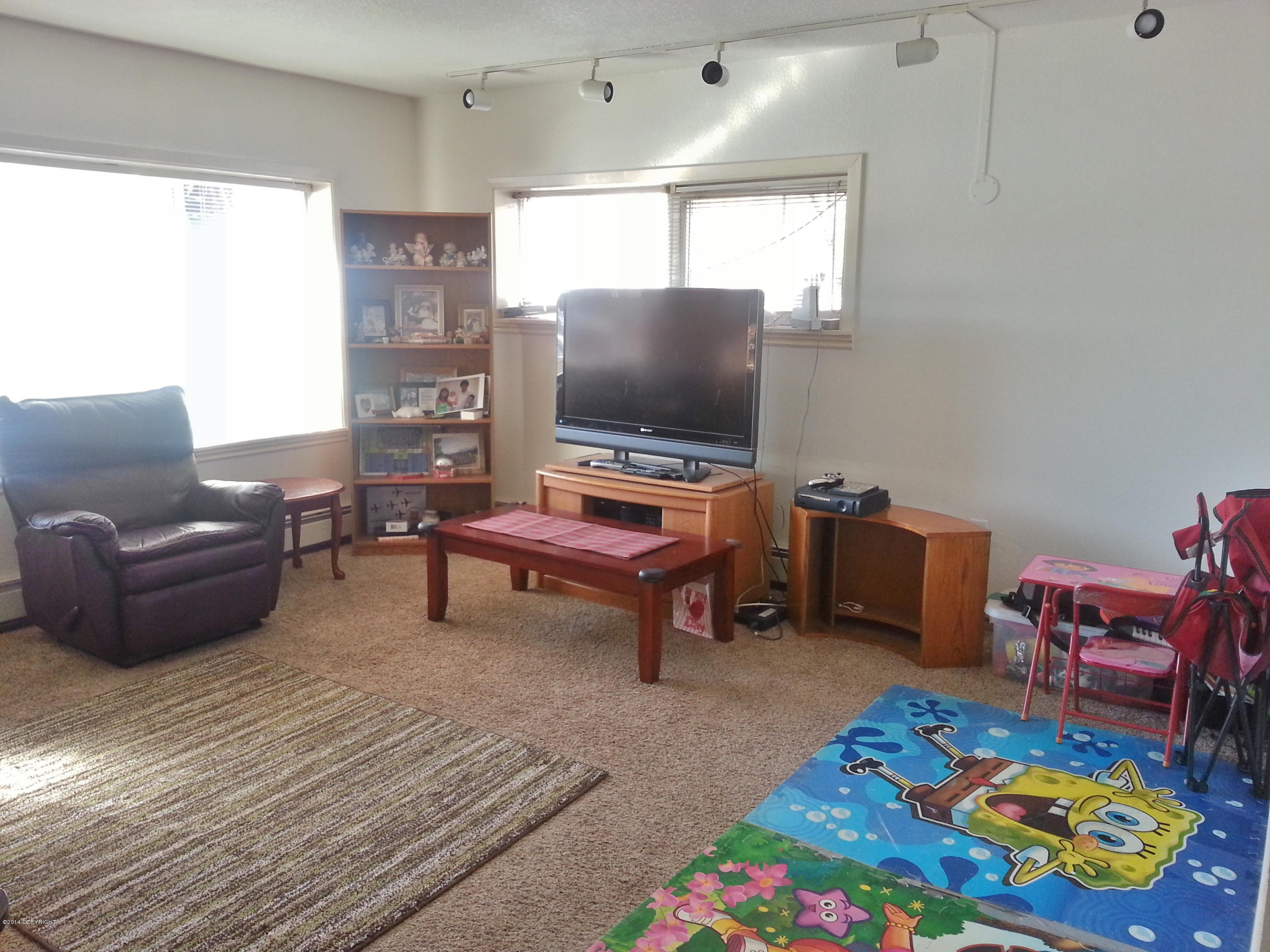 930 W 27th Avenue Property Photo 11