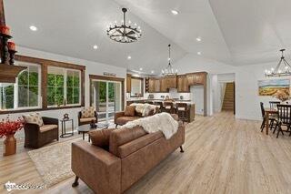 7008 N Aussie Dog Road Property Photo 5