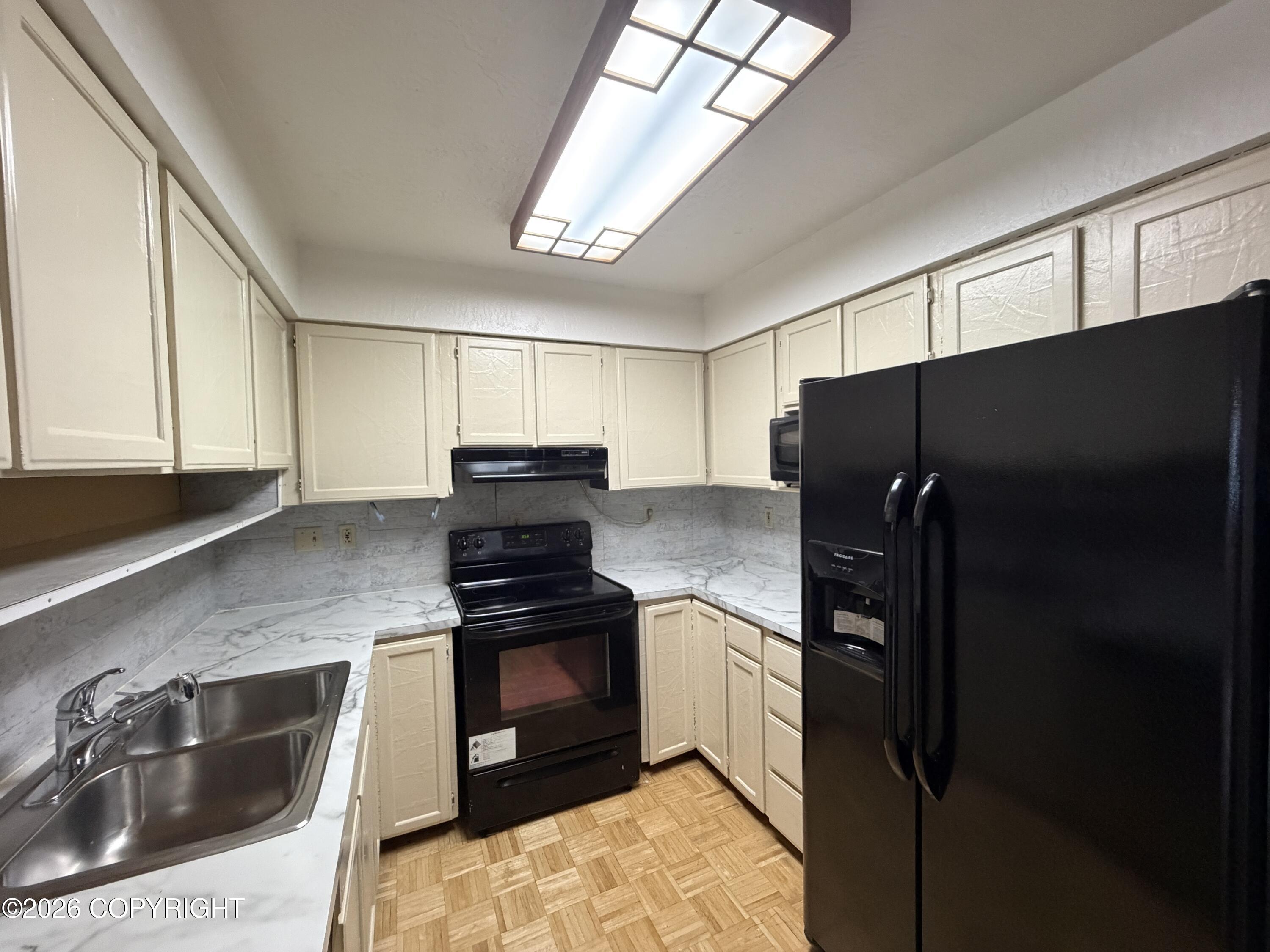 3900 Starburst Circle Property Photo 15