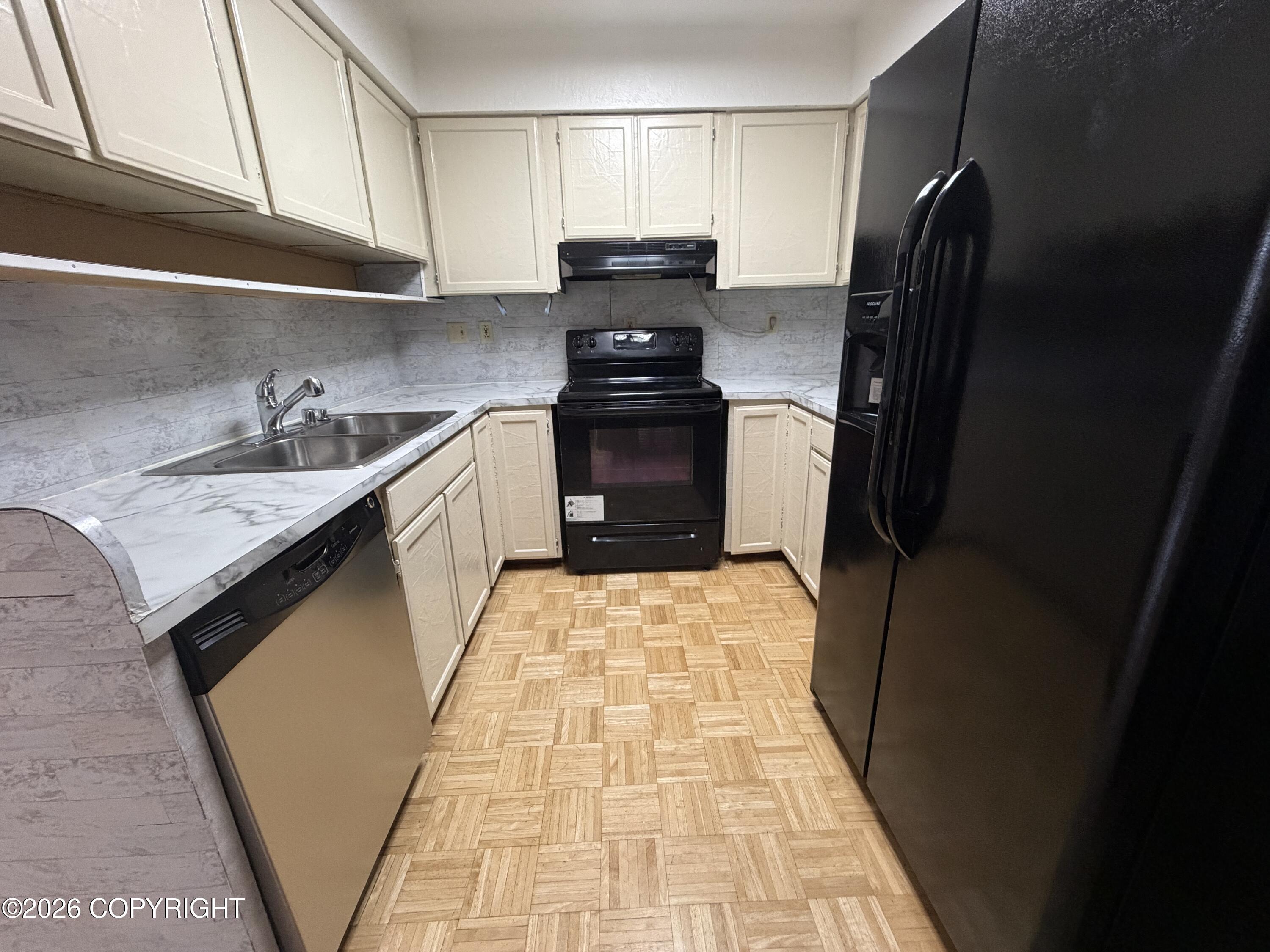 3900 Starburst Circle Property Photo 18