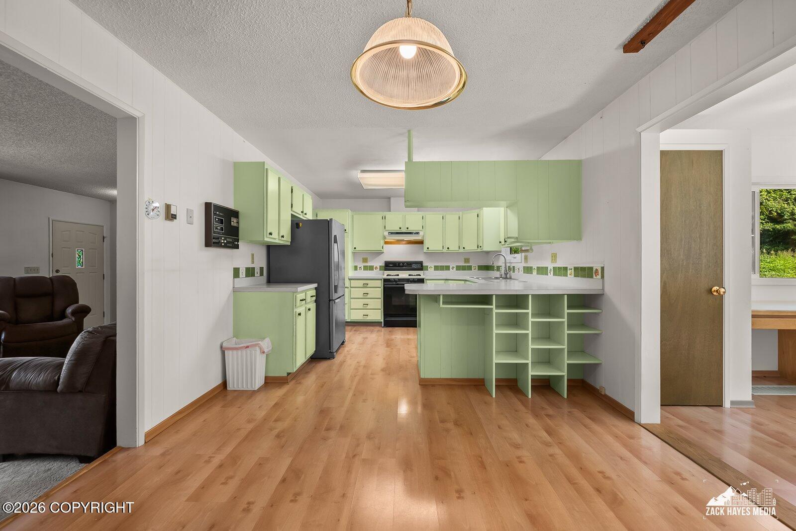 12215 Wilderness Road Property Photo 9