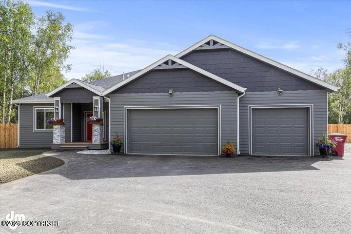 2676 W Longview Circle Property Photo 1