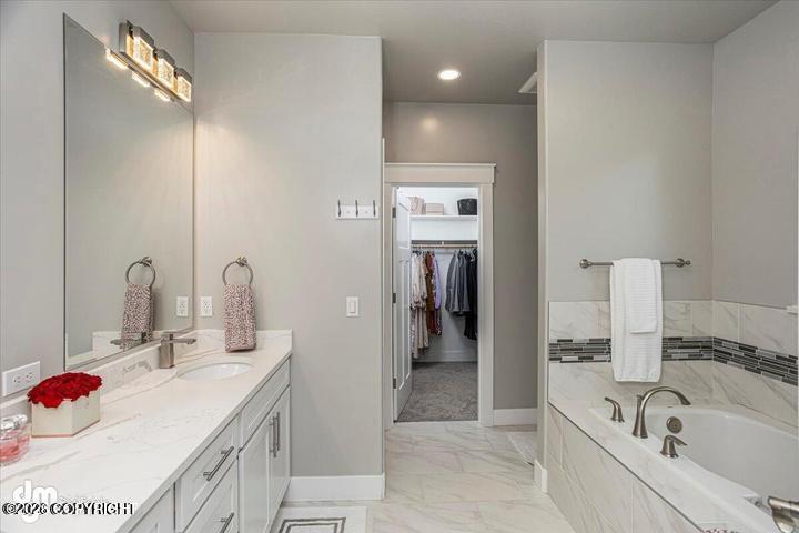2676 W Longview Circle Property Photo 26