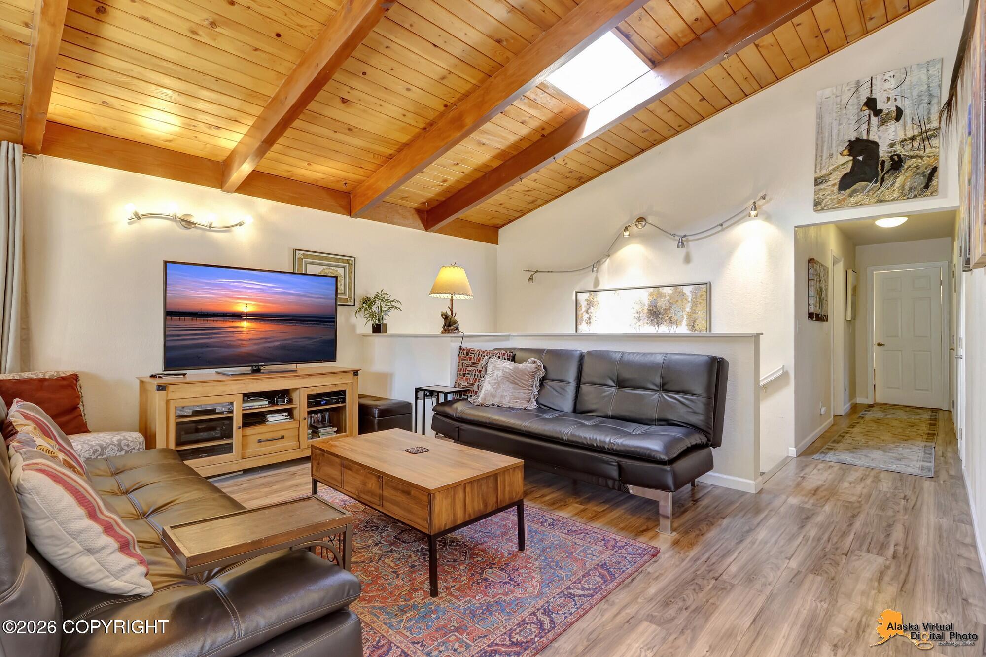 1819 Rogers Park Court Property Photo 4