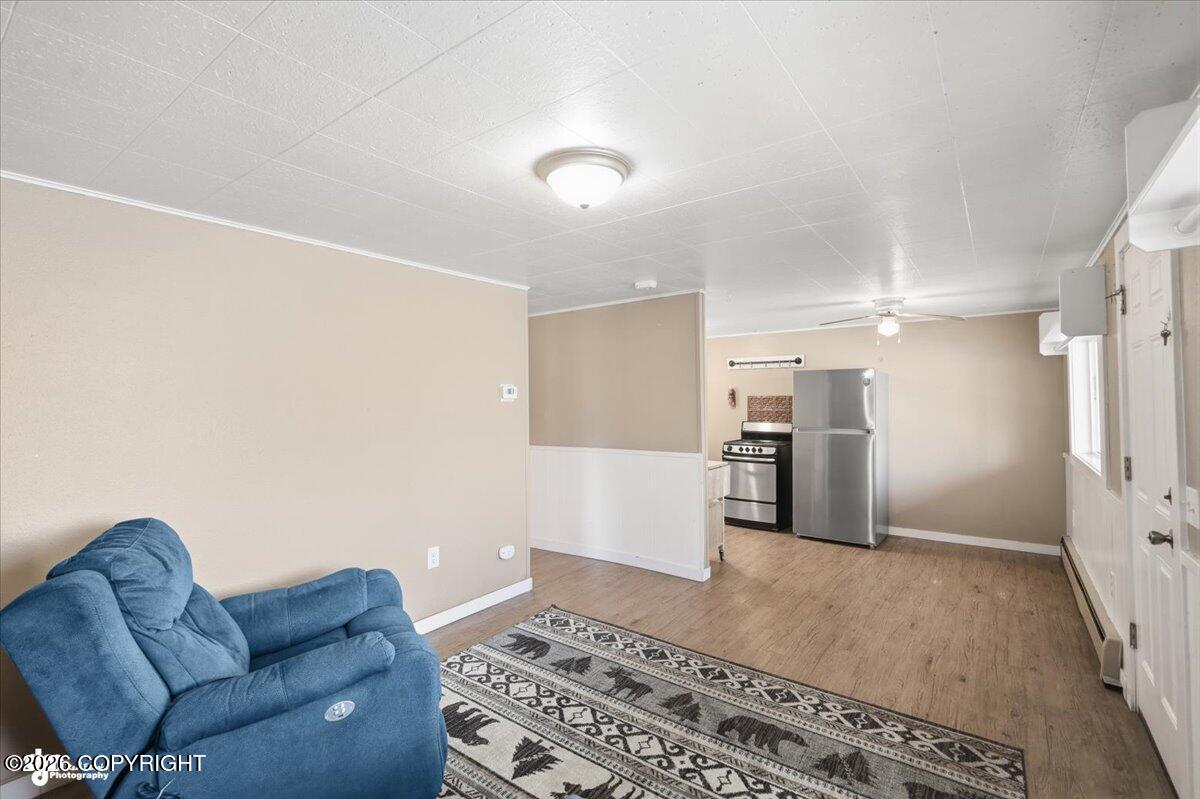 375 N Valley Way Property Photo 6