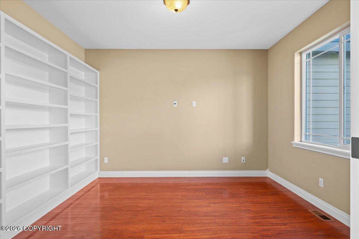 2798 S Barnyard Circle Property Photo 8