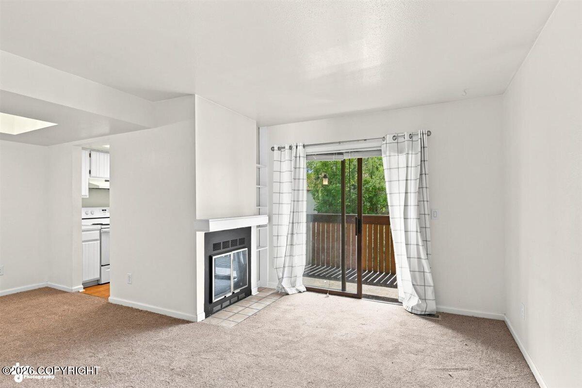 7342 Huntsmen Circle #14-d Property Photo 4