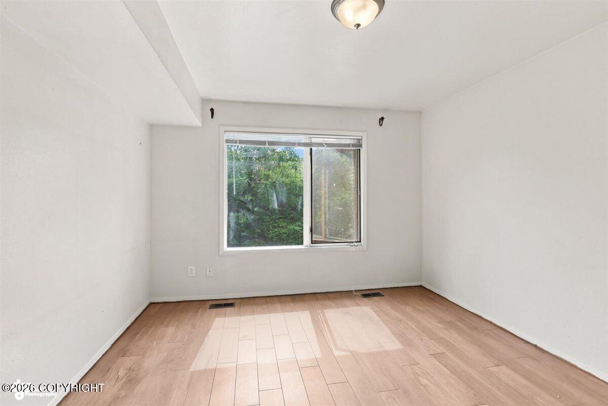7342 Huntsmen Circle #14-d Property Photo 12