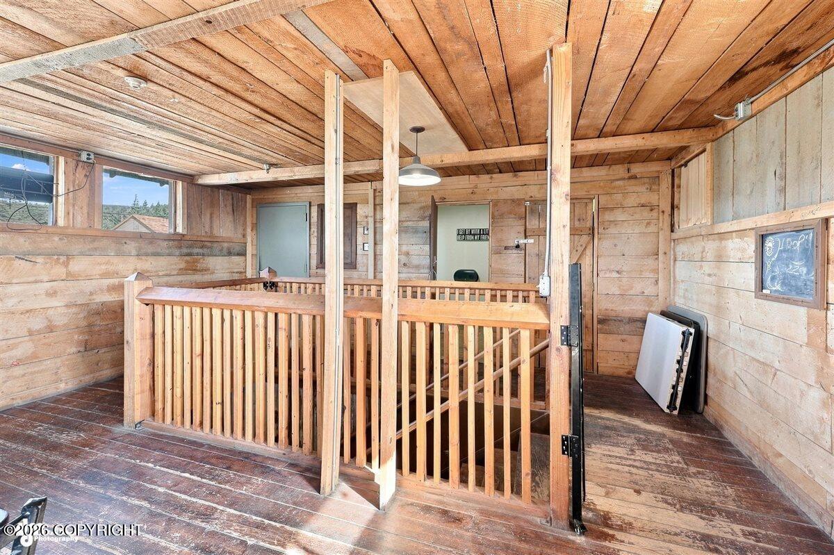 195 E Pioneer Avenue Property Photo 30