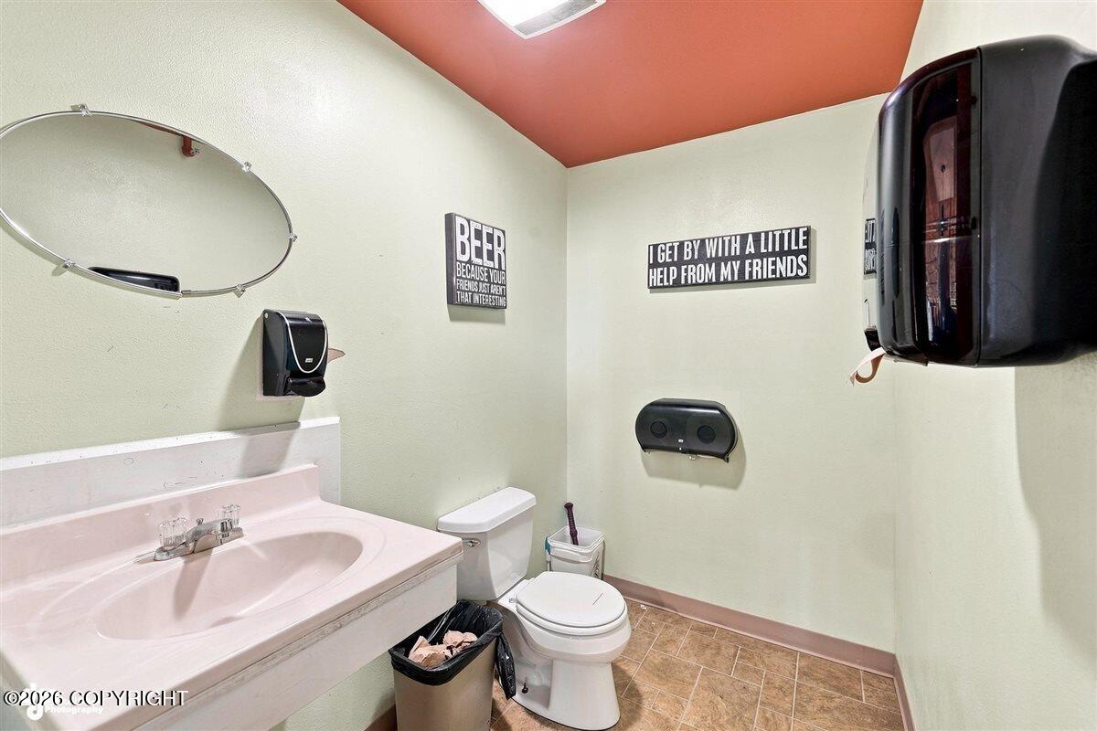 195 E Pioneer Avenue Property Photo 31