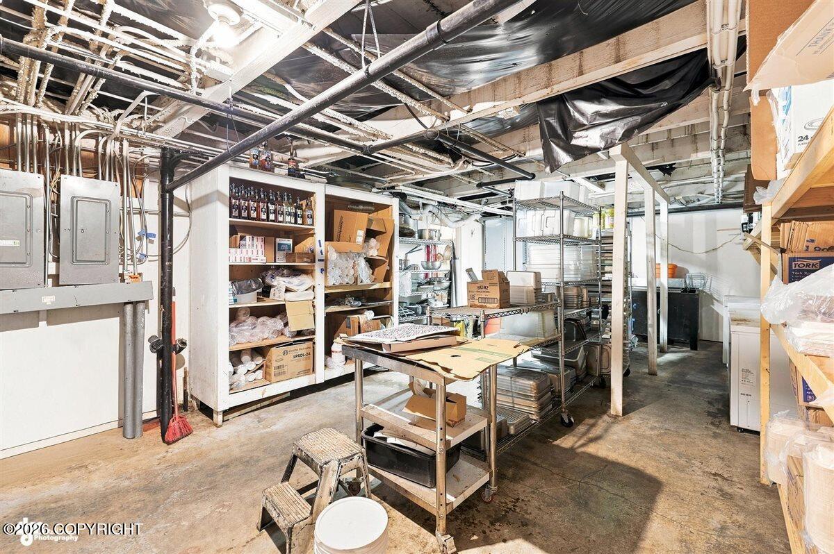 195 E Pioneer Avenue Property Photo 37