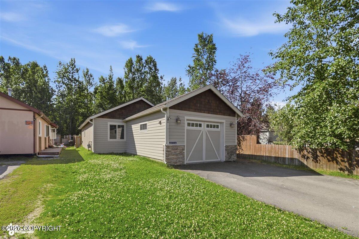 7716 Chaimi Loop Property Photo 1