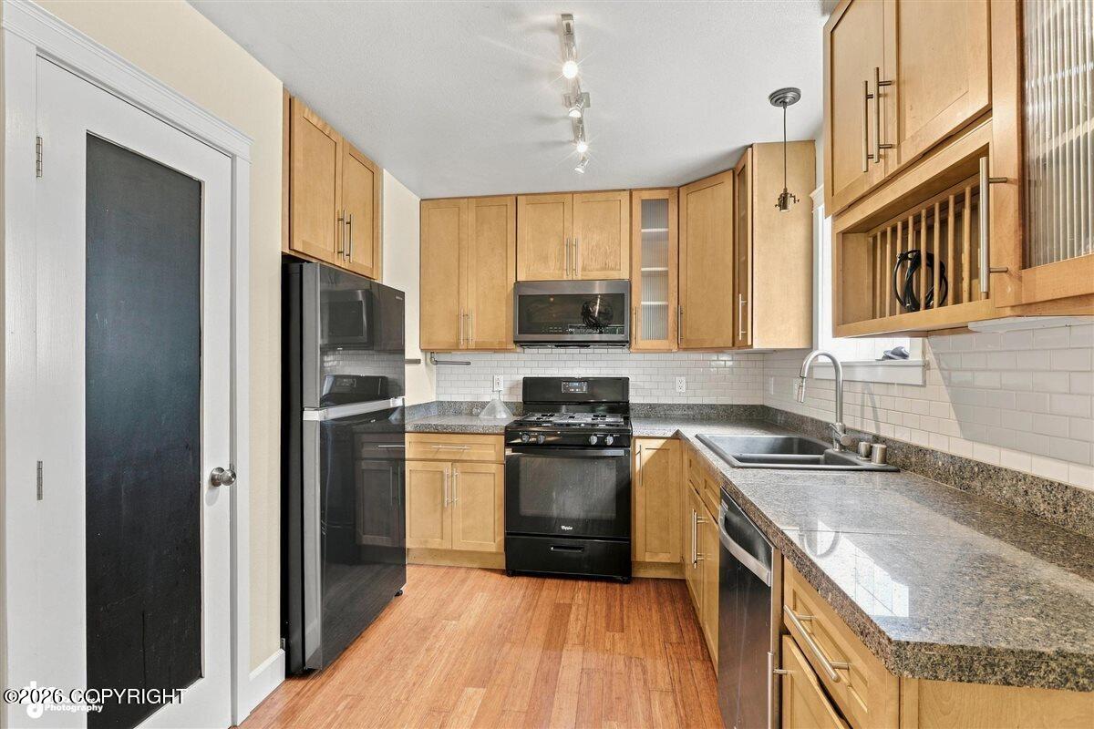 7716 Chaimi Loop Property Photo 7