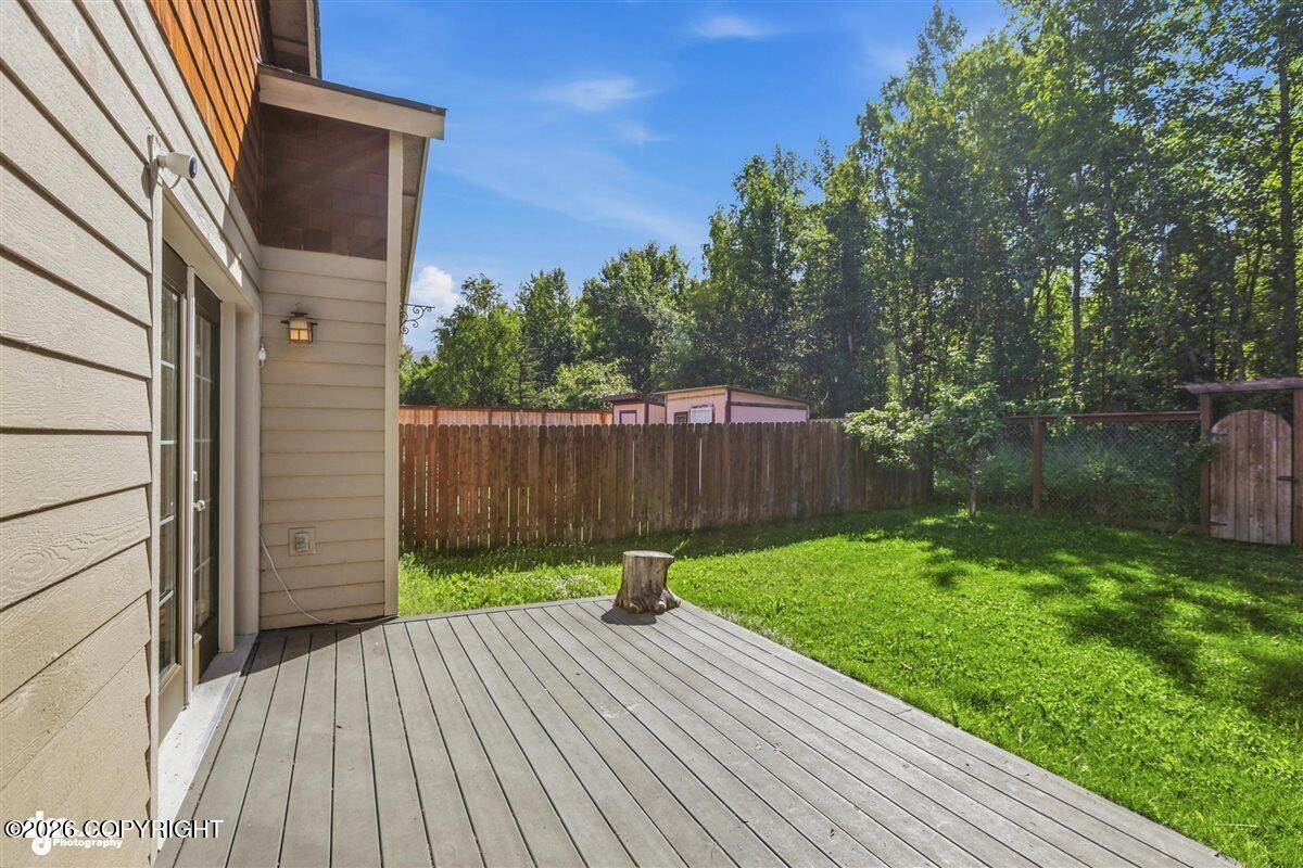 7716 Chaimi Loop Property Photo 14