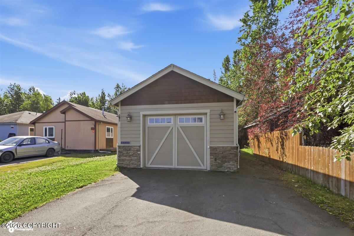7716 Chaimi Loop Property Photo 26