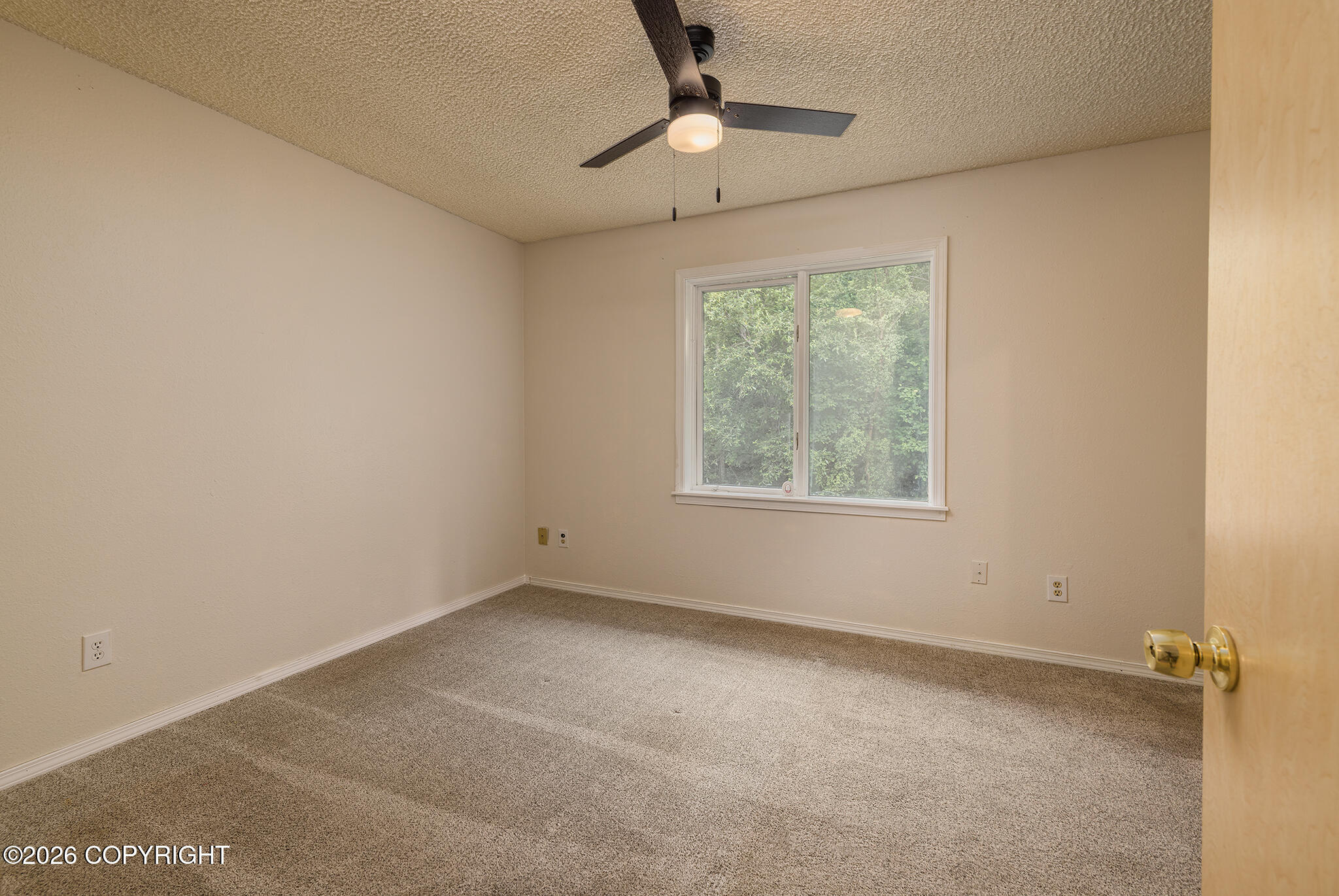 601 W Nelson Avenue Property Photo 17