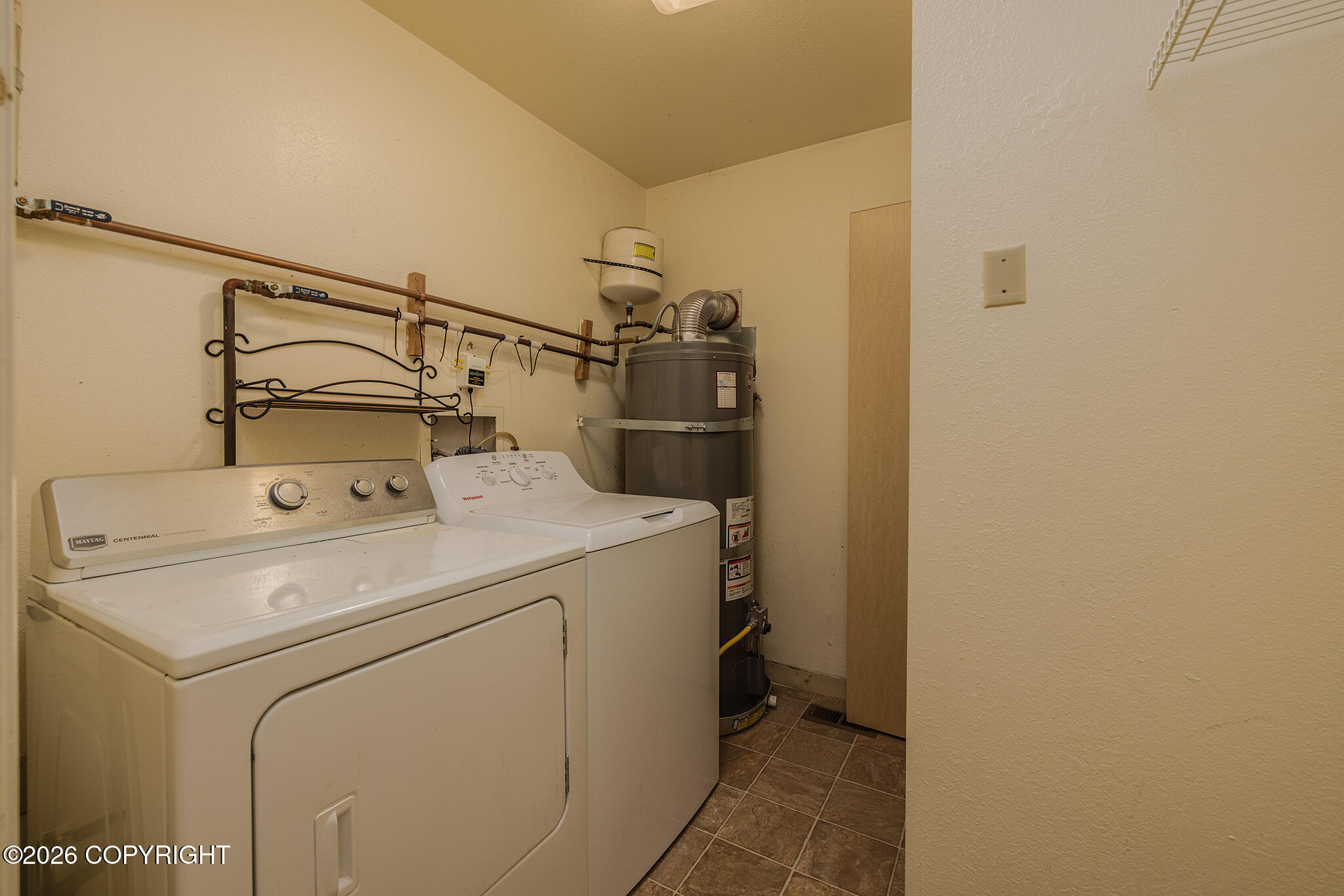 601 W Nelson Avenue Property Photo 19