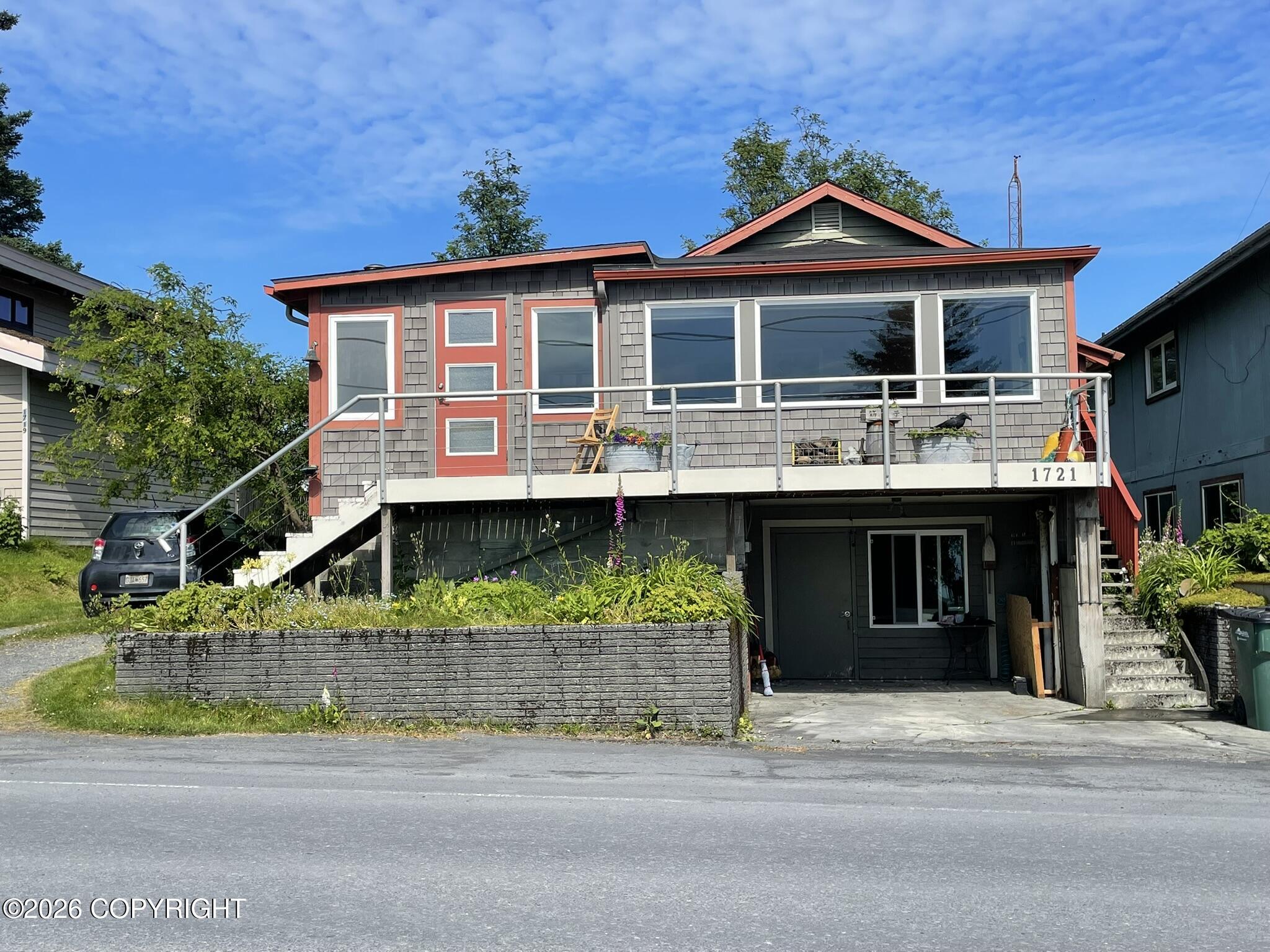 1721 Mission Road Property Photo 1