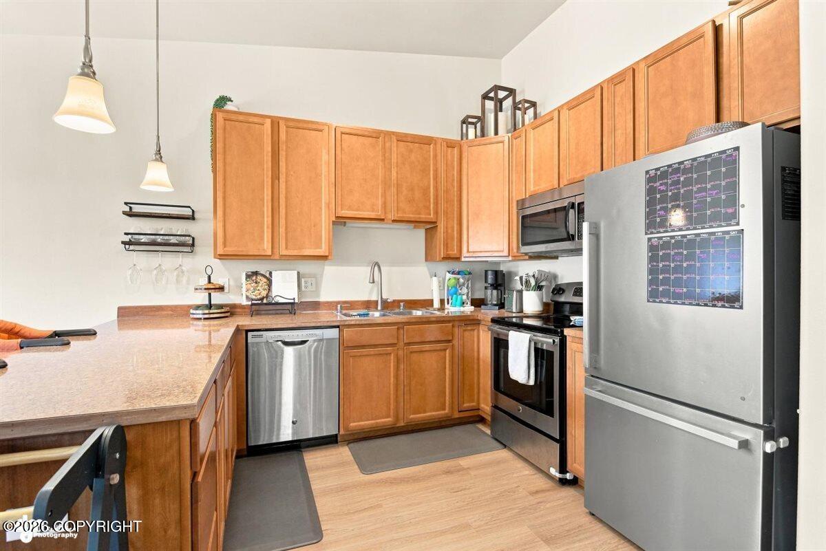 2382 & 2384 E 64th Avenue Property Photo 7