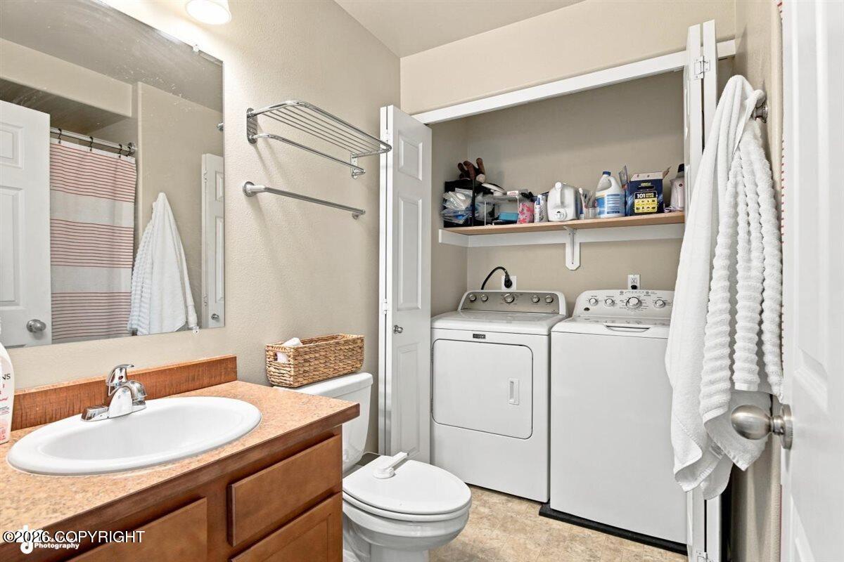 2382 & 2384 E 64th Avenue Property Photo 16