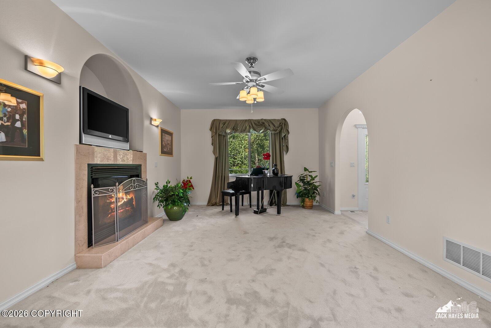 706 E Sage Road Property Photo 12