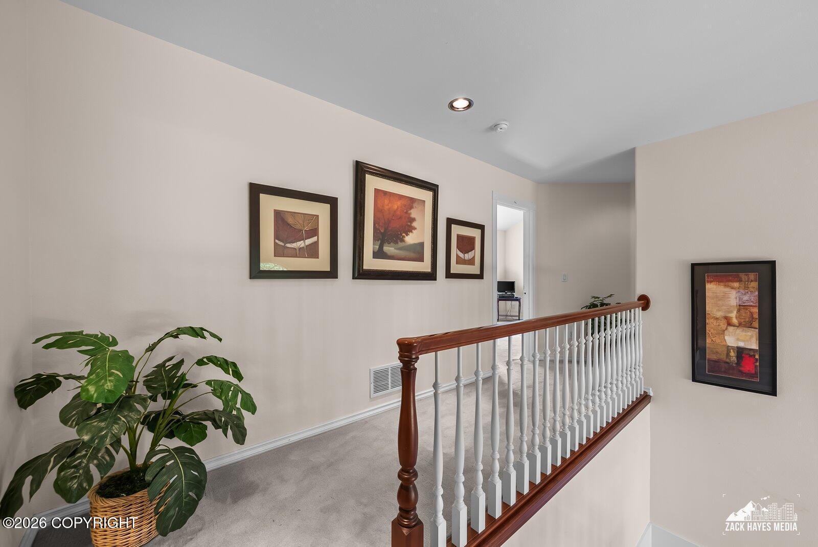 706 E Sage Road Property Photo 40