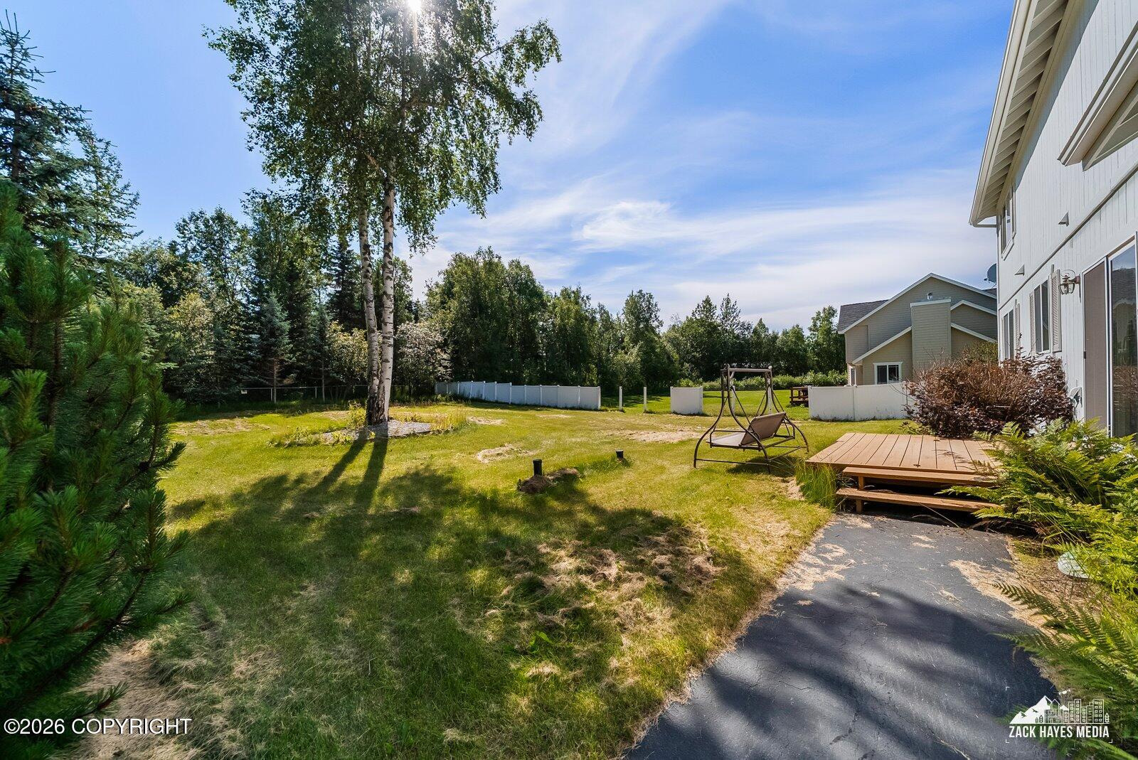 706 E Sage Road Property Photo 54