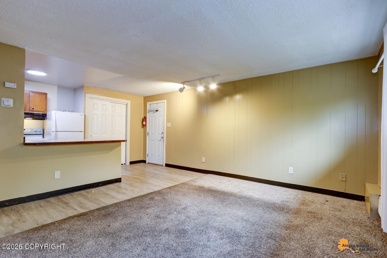 1462 W 26th Avenue #18 Property Photo 3
