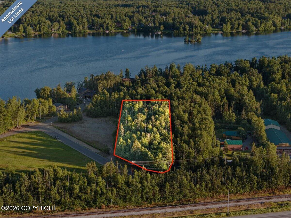 480 W Hjellen Drive Property Photo 3