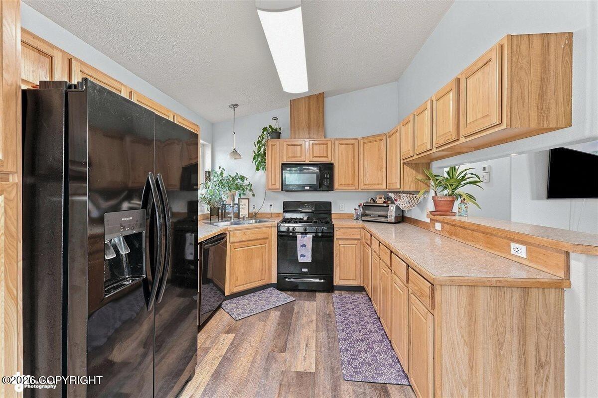 48894 Sirocco Drive Property Photo 6