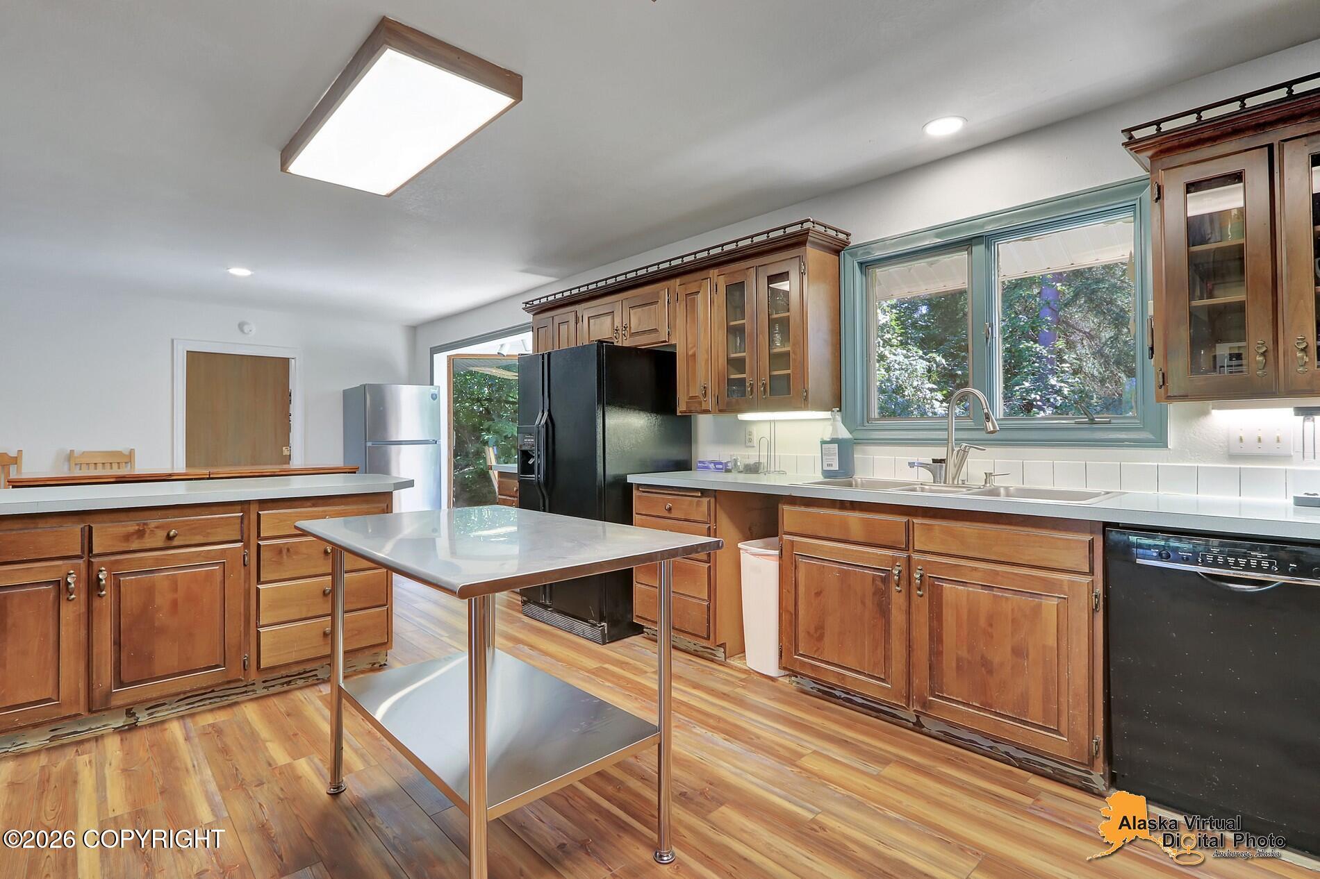 6400 O'malley Road Property Photo 11