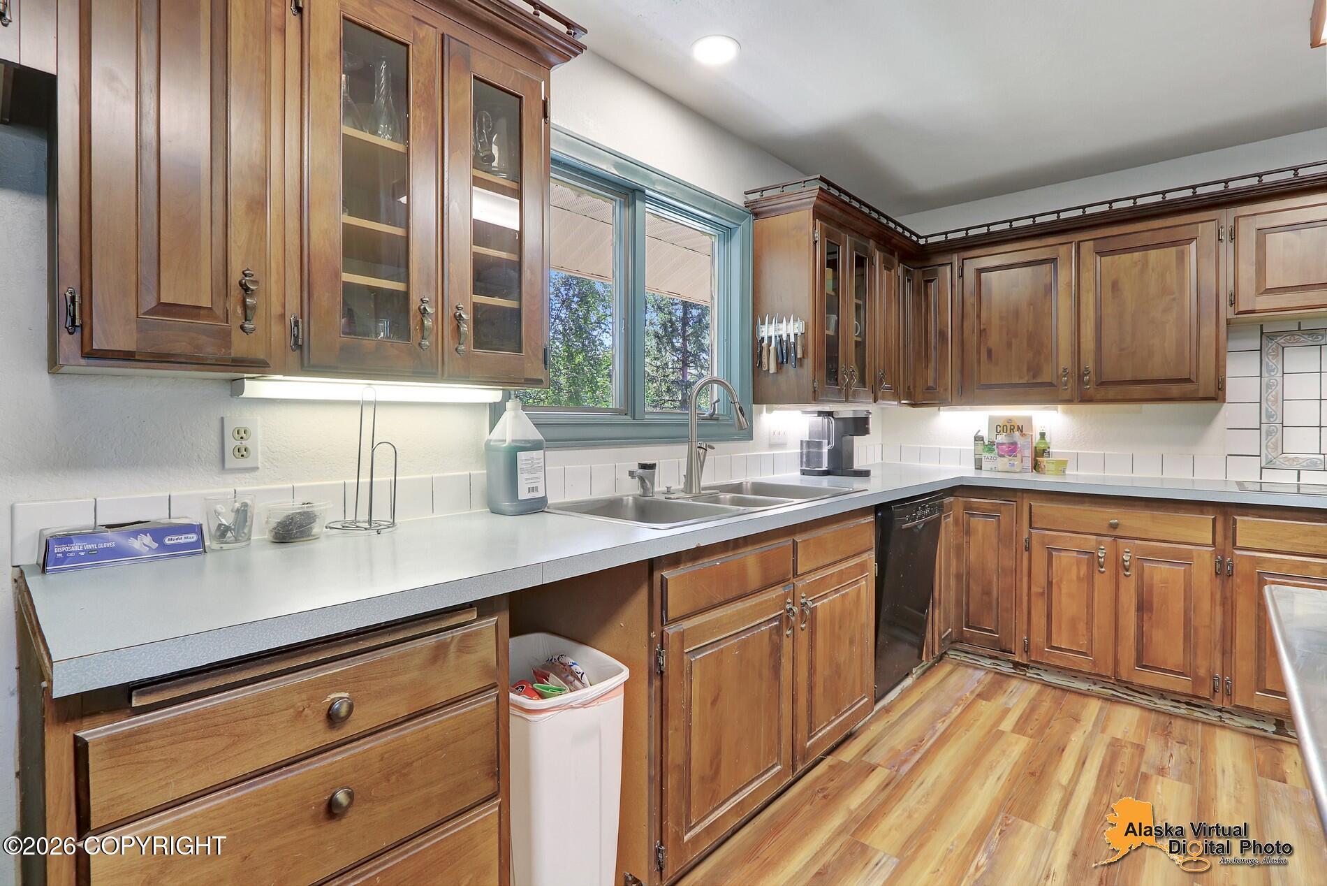 6400 O'malley Road Property Photo 15