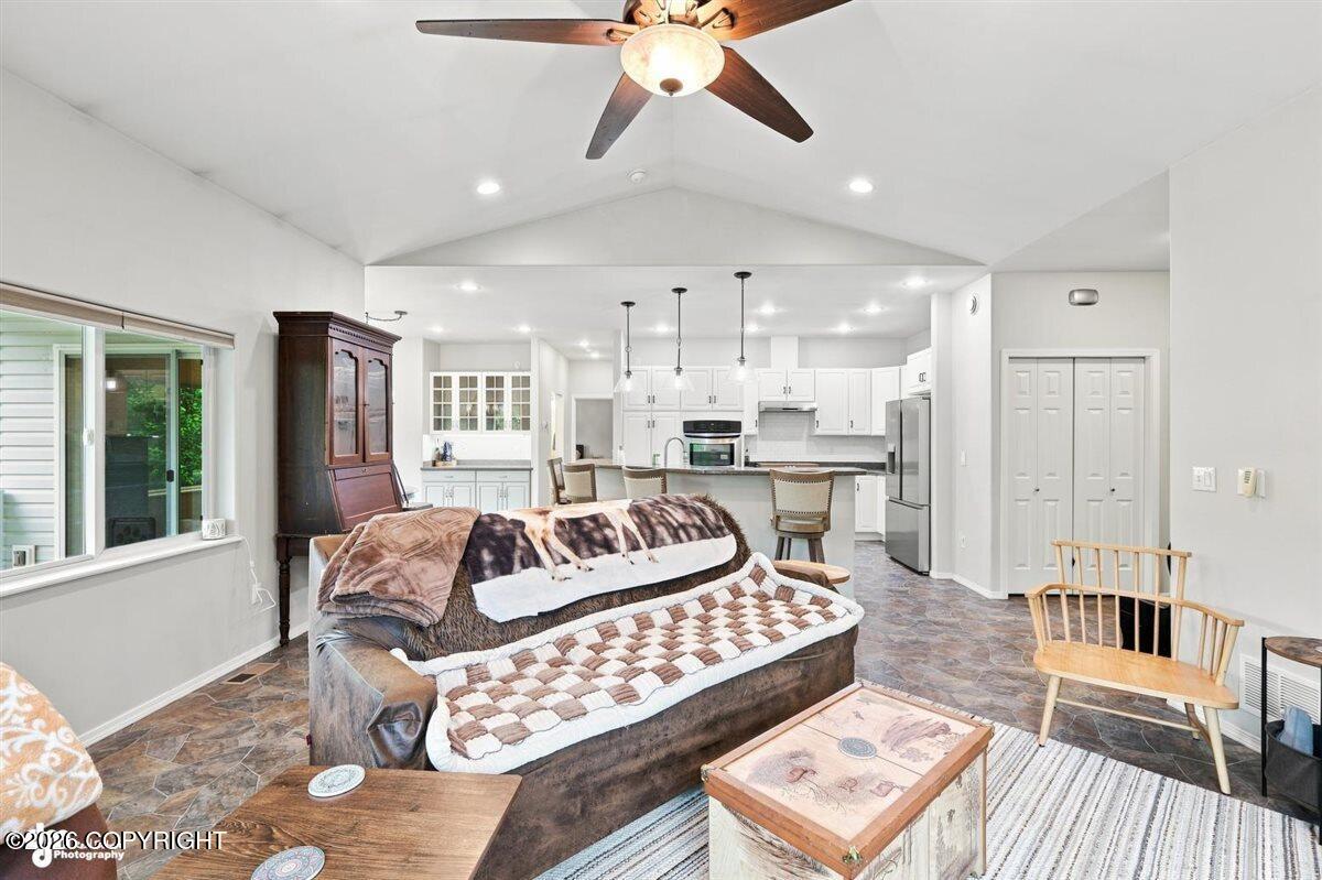 8905 N Mike Ardaw Road Property Photo 20