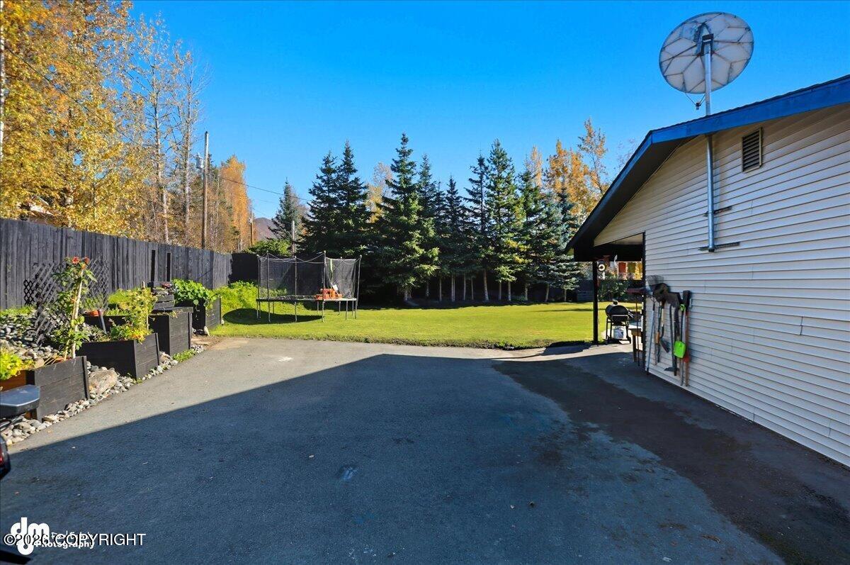 18417 Citation Road Property Photo 28