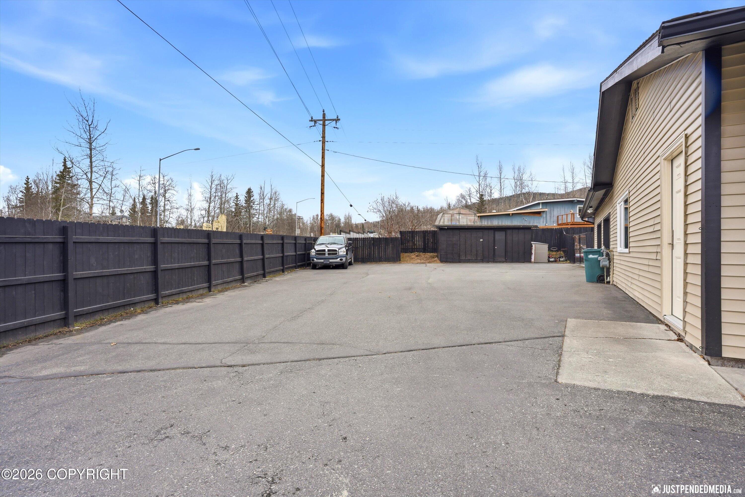 18417 Citation Road Property Photo 30