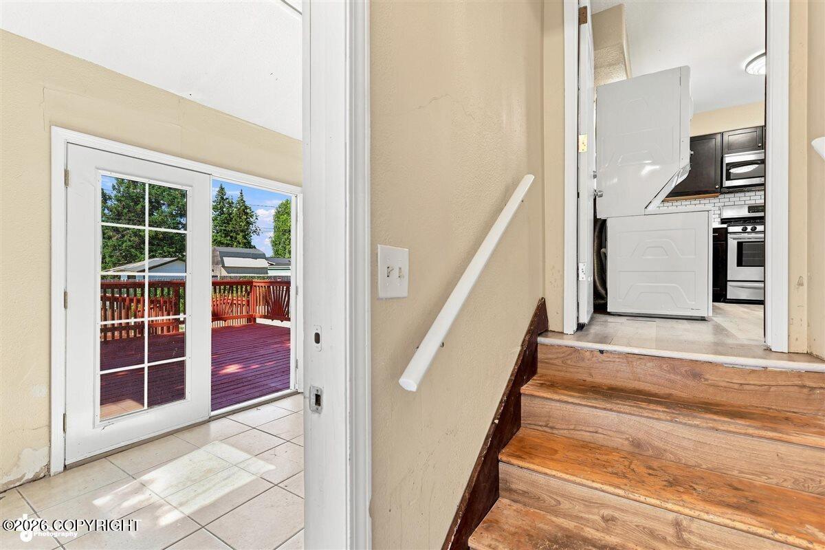 1415 Demeure Place Property Photo 3