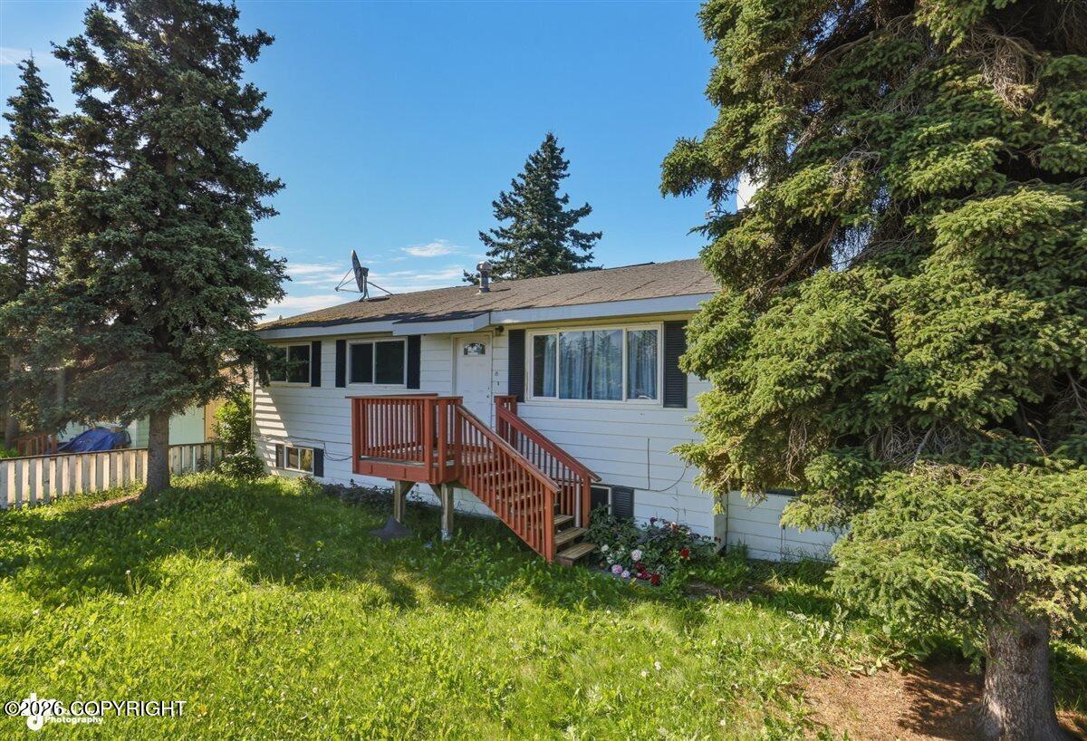 1415 Demeure Place Property Photo 32