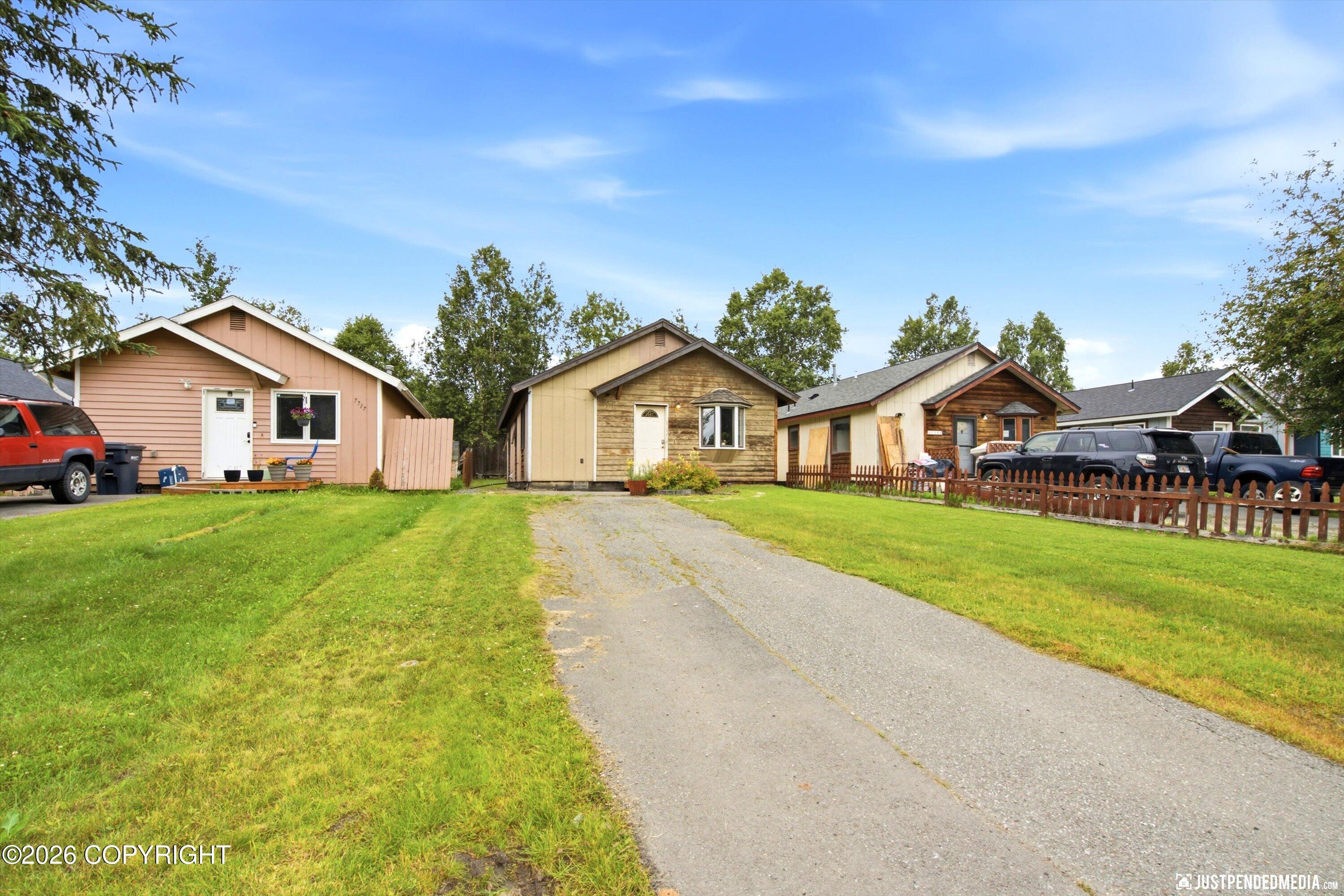 7721 Regal Mountain Drive Property Photo 32