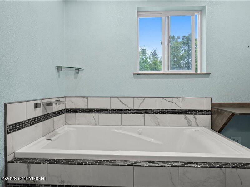 4301 W Overby Street Property Photo 27