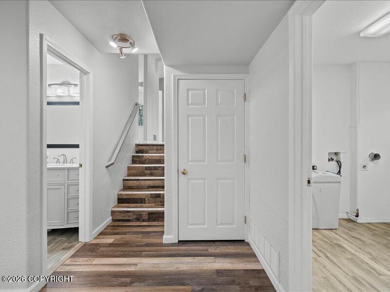 4301 W Overby Street Property Photo 35
