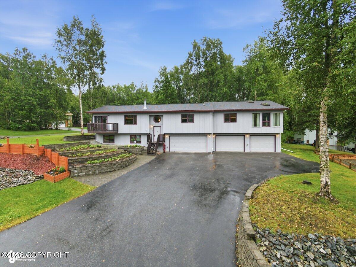 21910 Sheltering Spruce Loop Property Photo 2