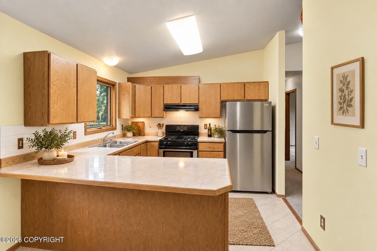 21910 Sheltering Spruce Loop Property Photo 8