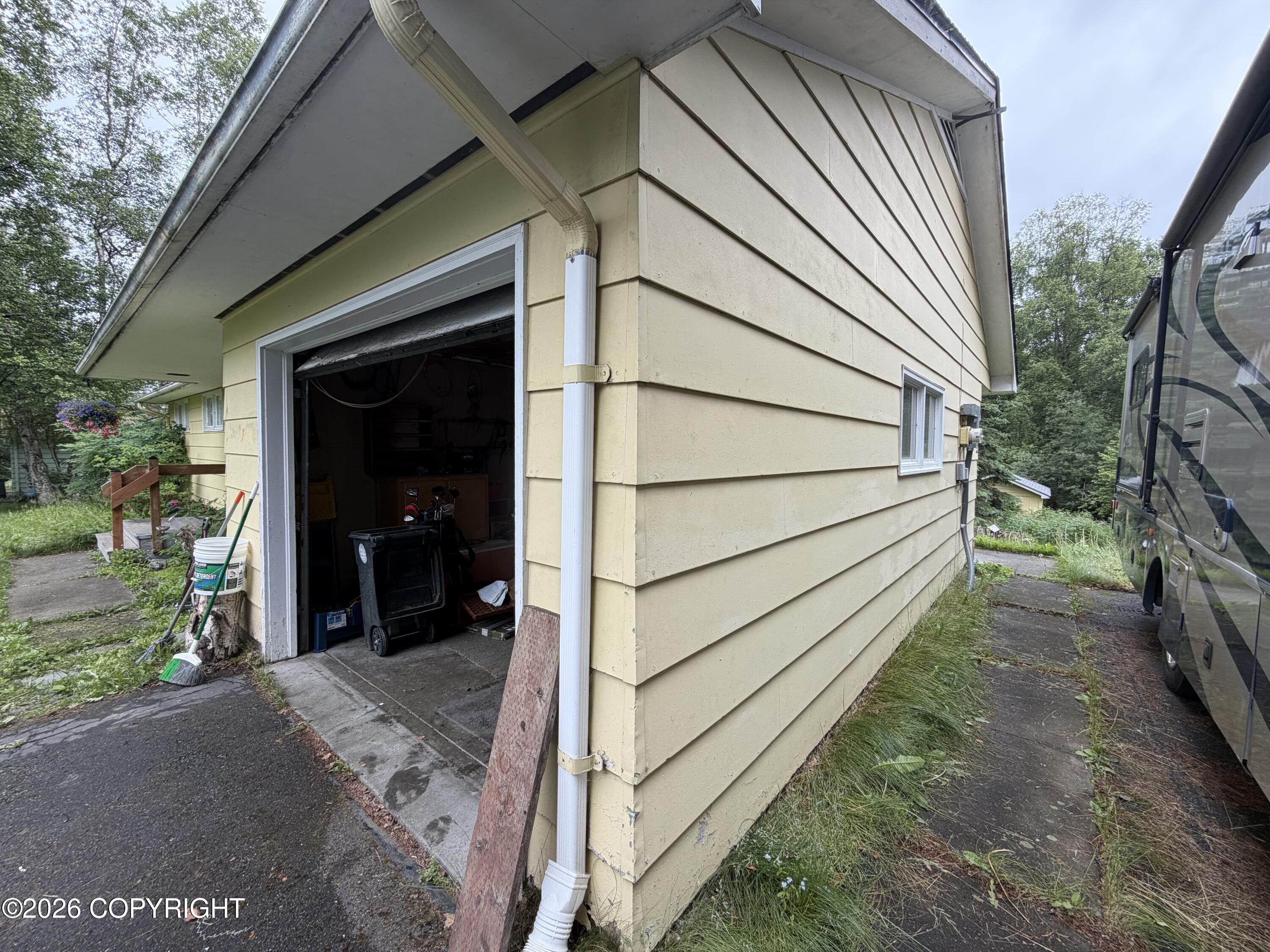 3225 Baxter Road Property Photo 6