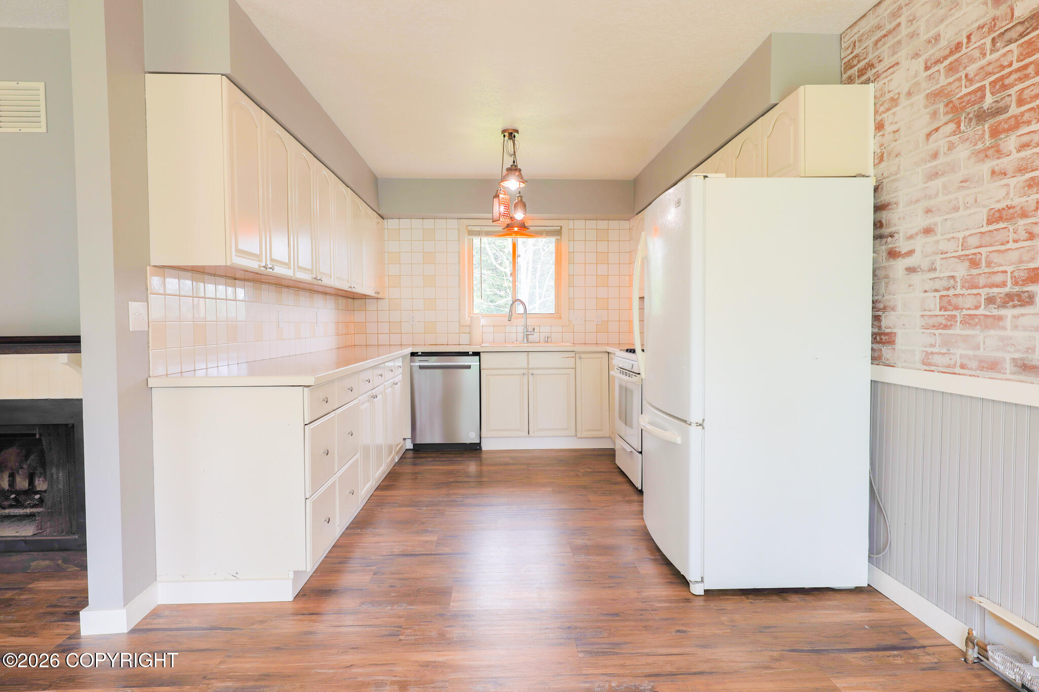 46045 Spruce Place Property Photo 10