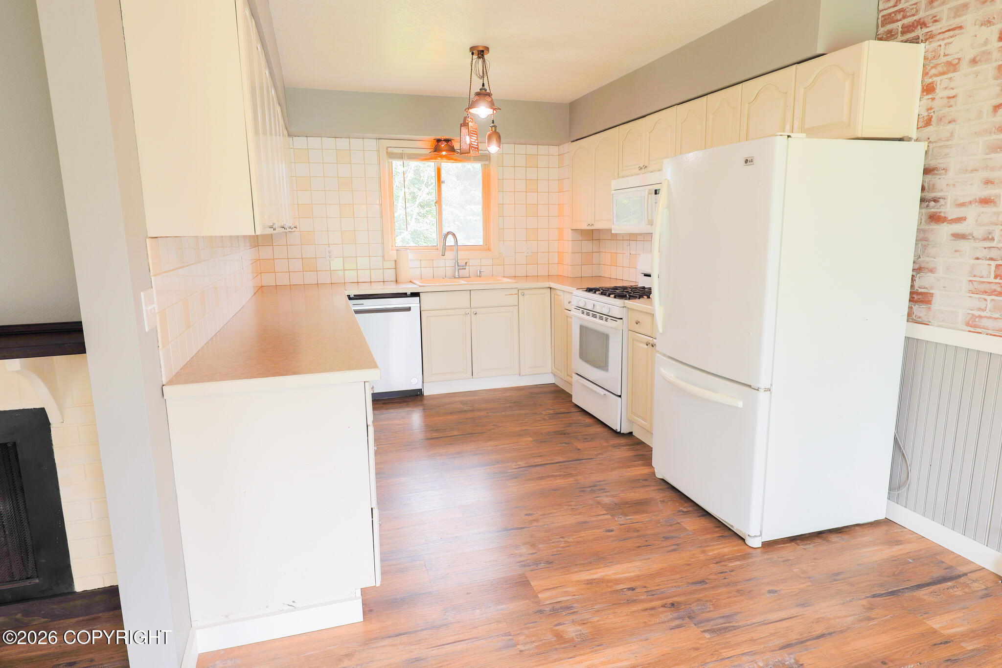 46045 Spruce Place Property Photo 12