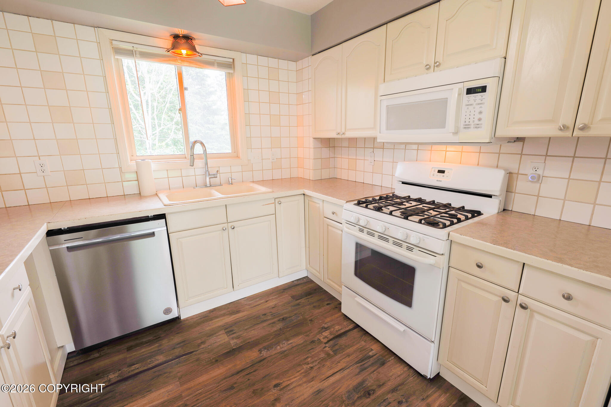 46045 Spruce Place Property Photo 14