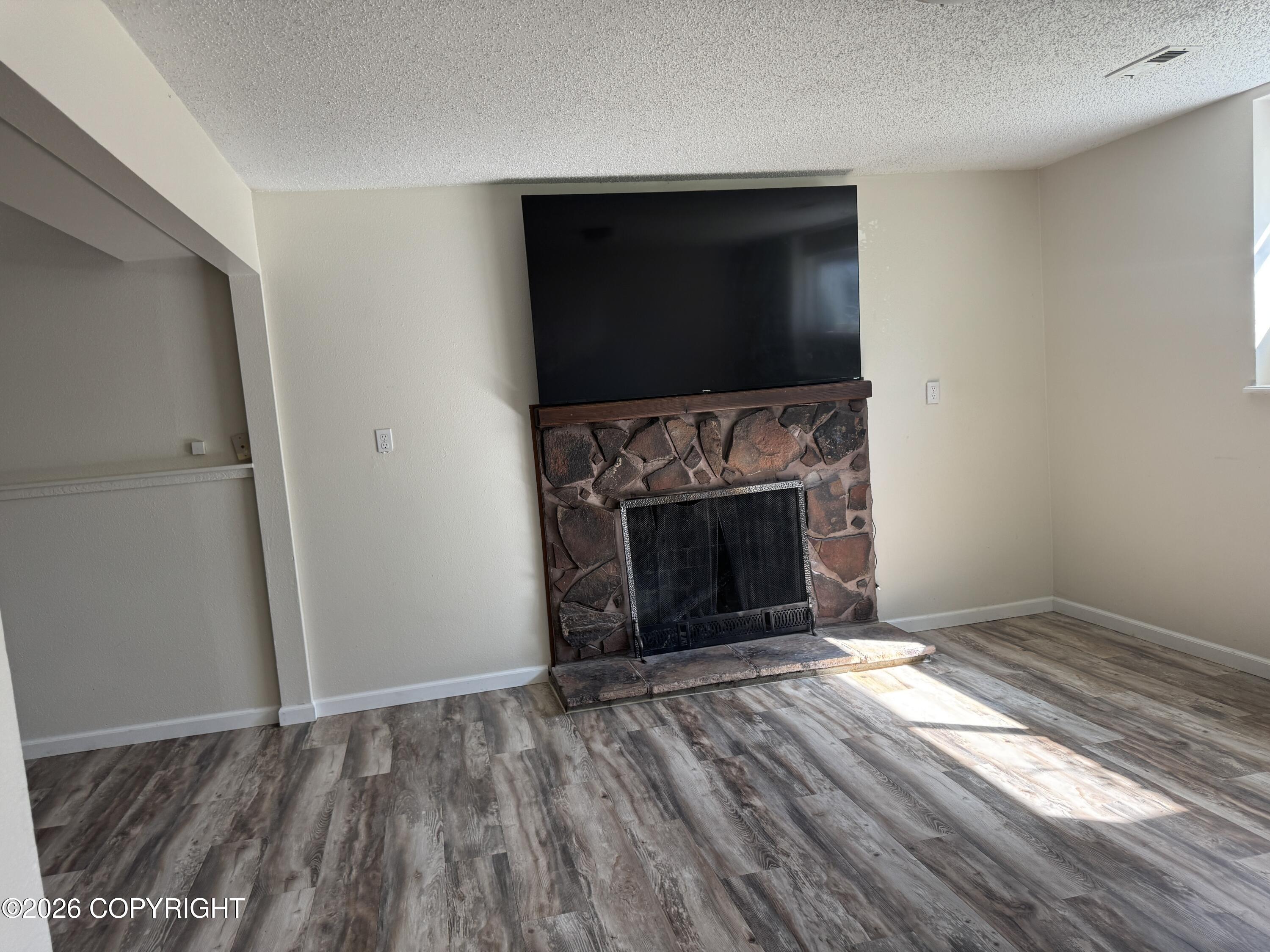 725 W 72nd Avenue Property Photo 4