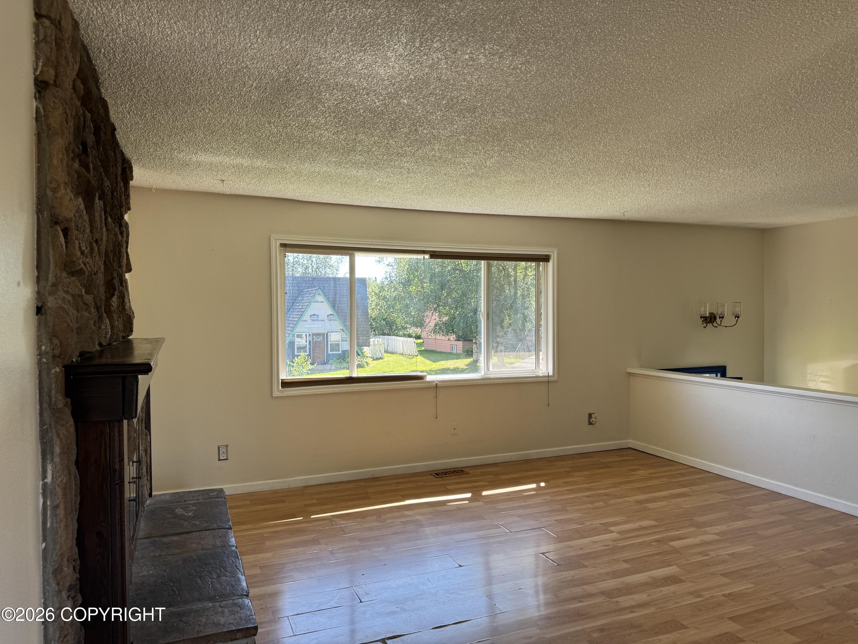 725 W 72nd Avenue Property Photo 5